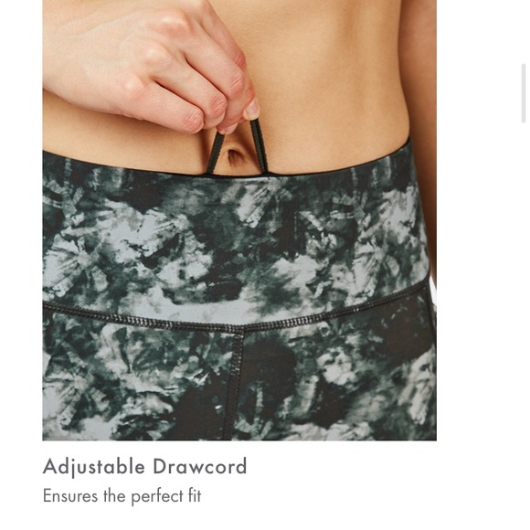 Sweaty Betty Leggings - Picture 4 of 8